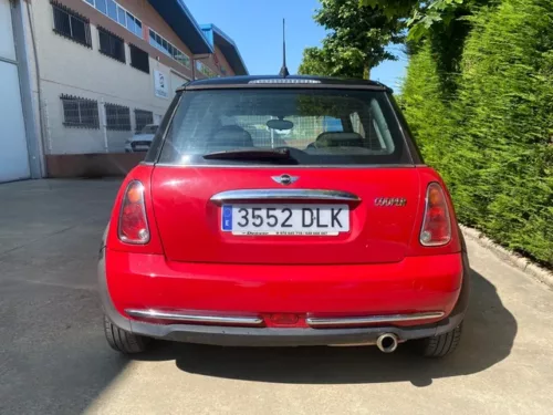 Mini Mini 2004 detras